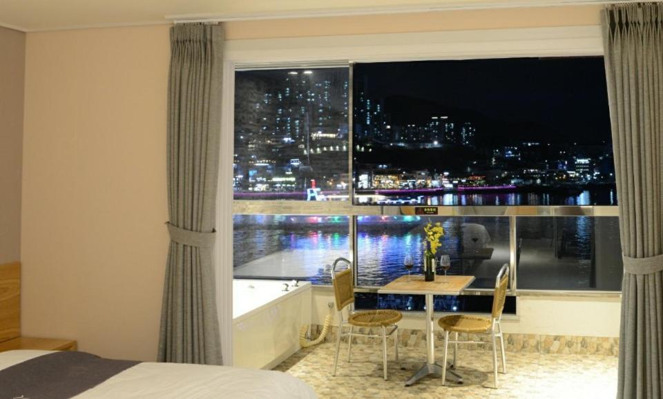 Lium Spa Hostel Yeosu Dış mekan fotoğraf